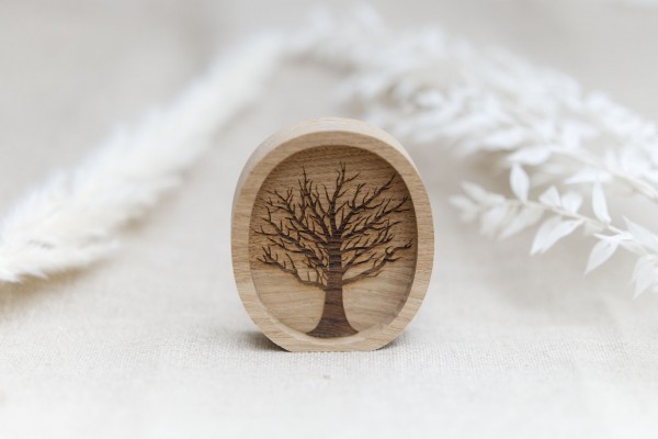 Tree wooden decoration made of oak wood 9,5cm, decorative home accessory for shelf or mantelpiece